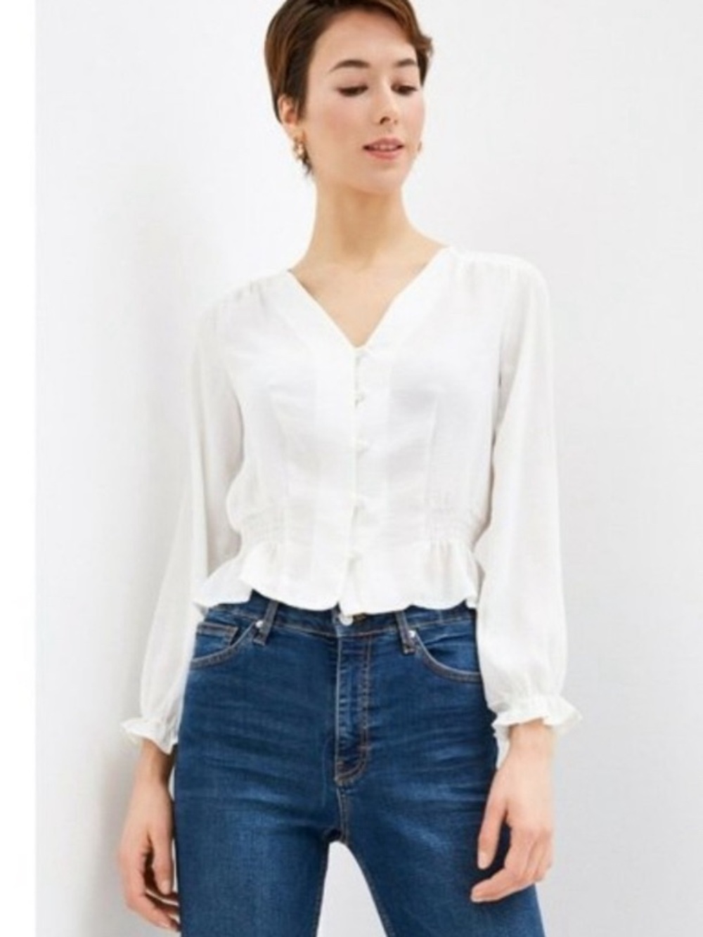 Topshop Shirred Button Down V-Neck Blouse in White